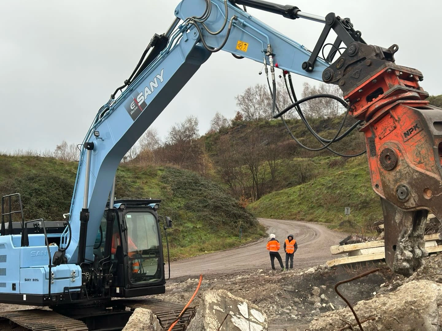 好体育投注网站SY215E驾驶室细节